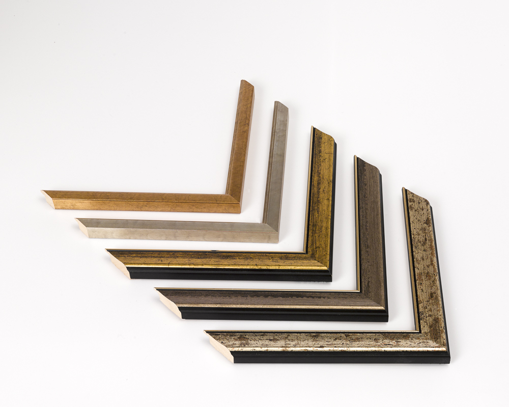 L997 Antique silver and brown foil 28x16 mm L996 Distresed silver and black foil 28x16 mm L998 Distresed gold and black foil 28x16 mm L2482 Silver Leaf 17x14mm L2481Gold Leaf 17x14mm