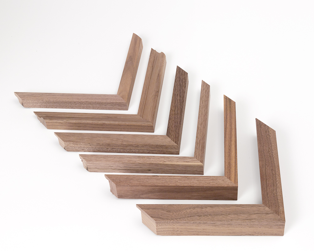 L2117 Bare Wood Black Walnut 30x35mm L1384 Bare Wood Black Walnut 20x33mm L2121 Bare Wood Black Walnut 15x24mm L918 Bare Wood Black Walnut 22x22mm L1383 Bare Wood Black Walnut curved 20x18mm